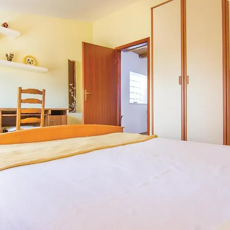 度假居 Vi Cabrunici